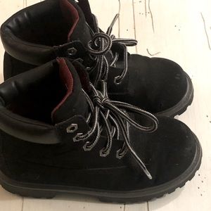 Sketchers Boys or Girls Black Mitigate Boots